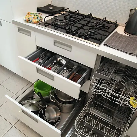 110 M2 4 Apt With Balcony & Park View Apartmán Praha