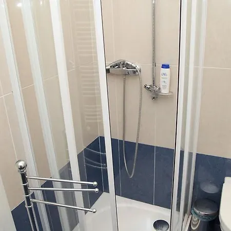 Apartmán 110 M2 4 Apt With Balcony & Park View Praha